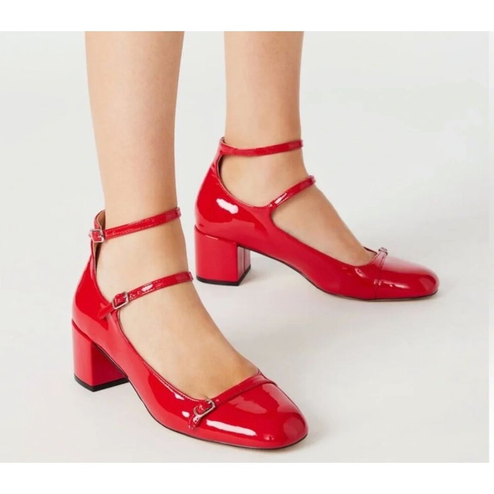 Steve Madden Sabrina Red Patent Mary Jane Shoes 9.5 Block Heel Ankle Strap Retro